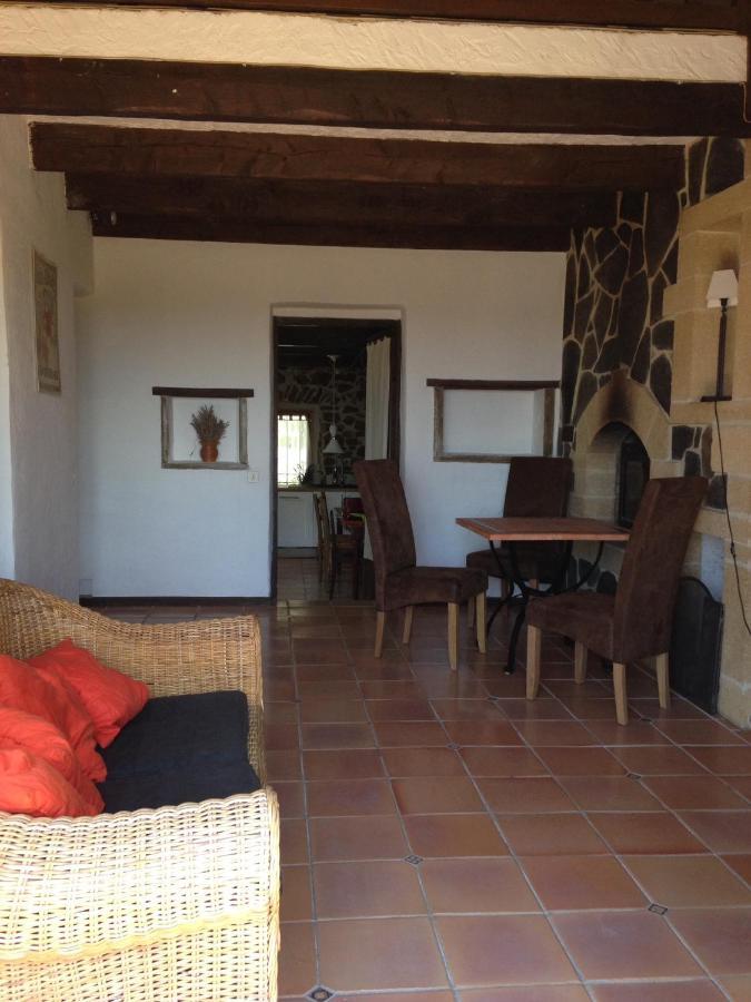 La Petite Maison En Pierres Gras 外观 照片