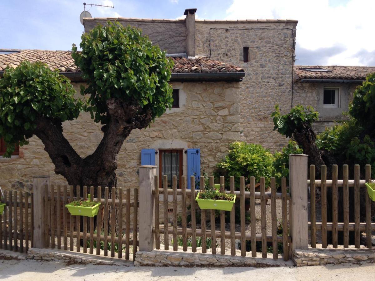 La Petite Maison En Pierres Gras 外观 照片